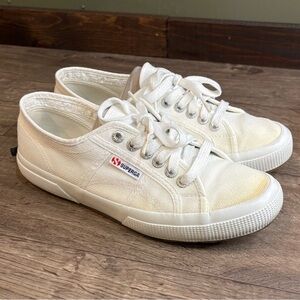 Superga Women’s White Canvas Lace-Up Shoes Size 40 (9)